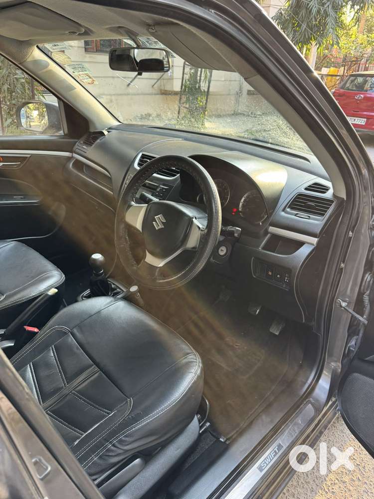 Maruti Suzuki Swift Vxi Abs Bsiv, 2015, Petrol