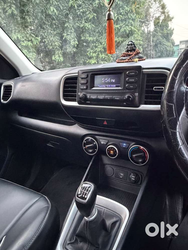 Hyundai Venue S Diesel, 2020, Diesel