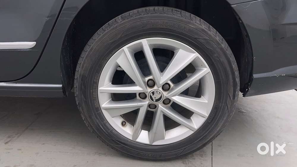 Skoda Rapid 1.5 Tdi Style/1.5 At Style, 2021, Petrol