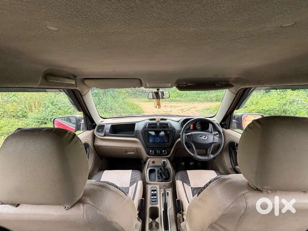 Mahindra Tuv 300 2016
