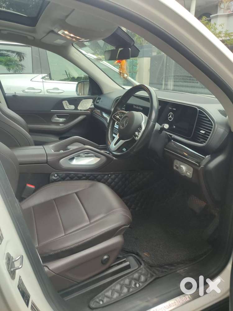 Brand New Condition Mercedez Gls 400d Diesel 2021 Model