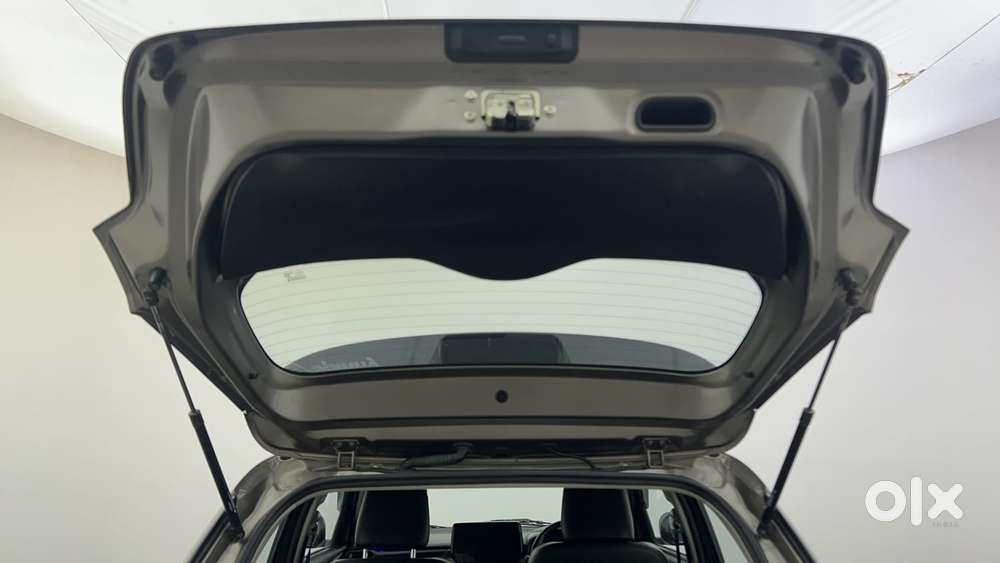 Maruti Suzuki Swift Zxi Plus, 2024, Petrol