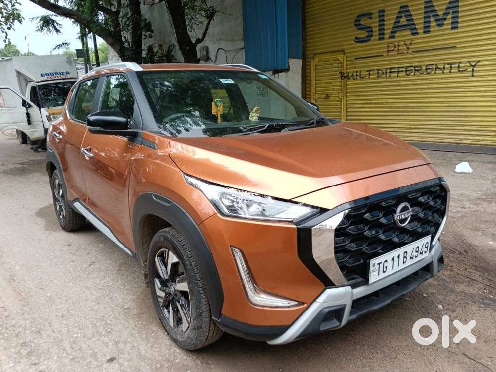 Nissan Magnite N-connecta Mt, 2025, Petrol