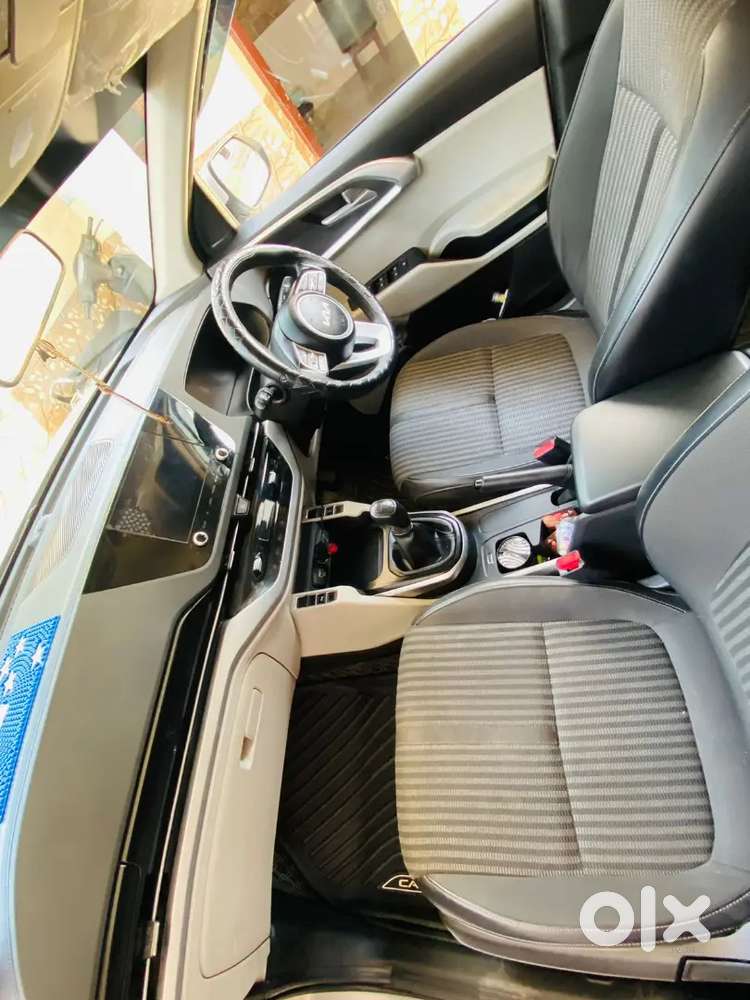 Kia Carens 2022 Diesel 200000 Km Driven Prestige+