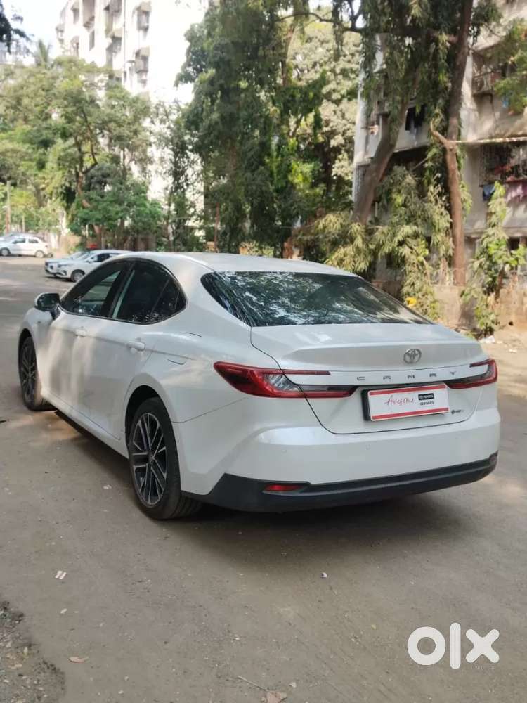 Toyota Camry, 2025, Petrol