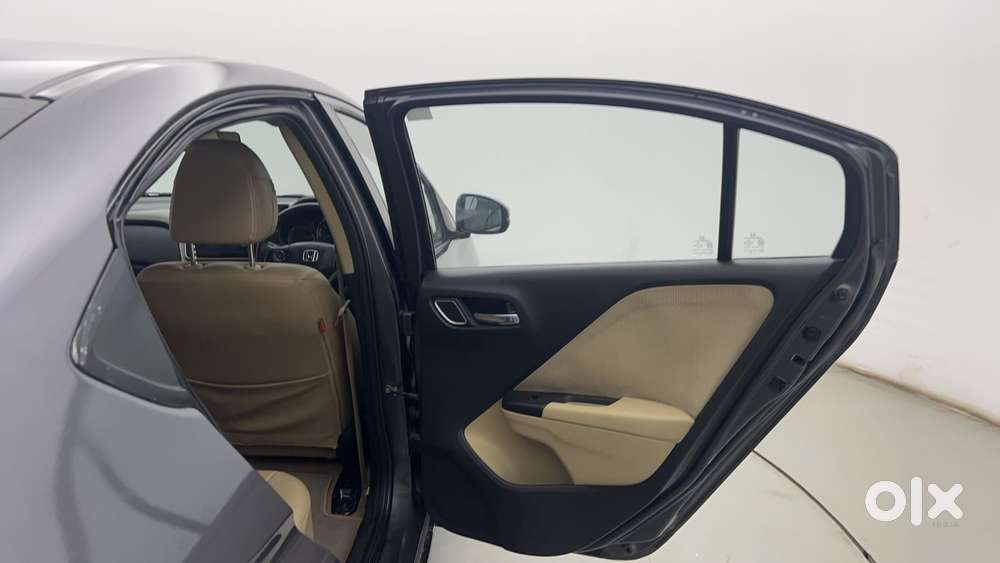 Honda City I-vtec V, 2018, Petrol