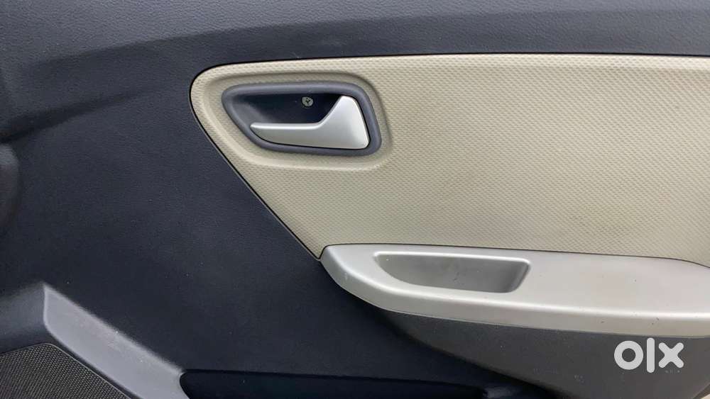 Maruti Suzuki Alto K10 Vxi, 2016, Petrol