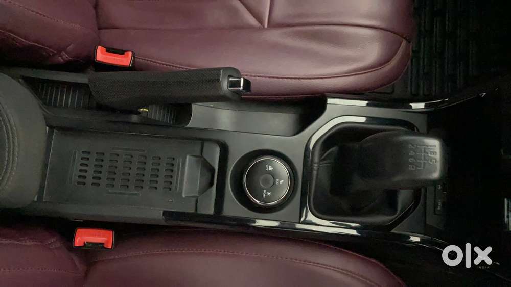 Tata Nexon Fearless S Purple 1.2 Revotron Petrol 6mt Dual Tone, 2024..