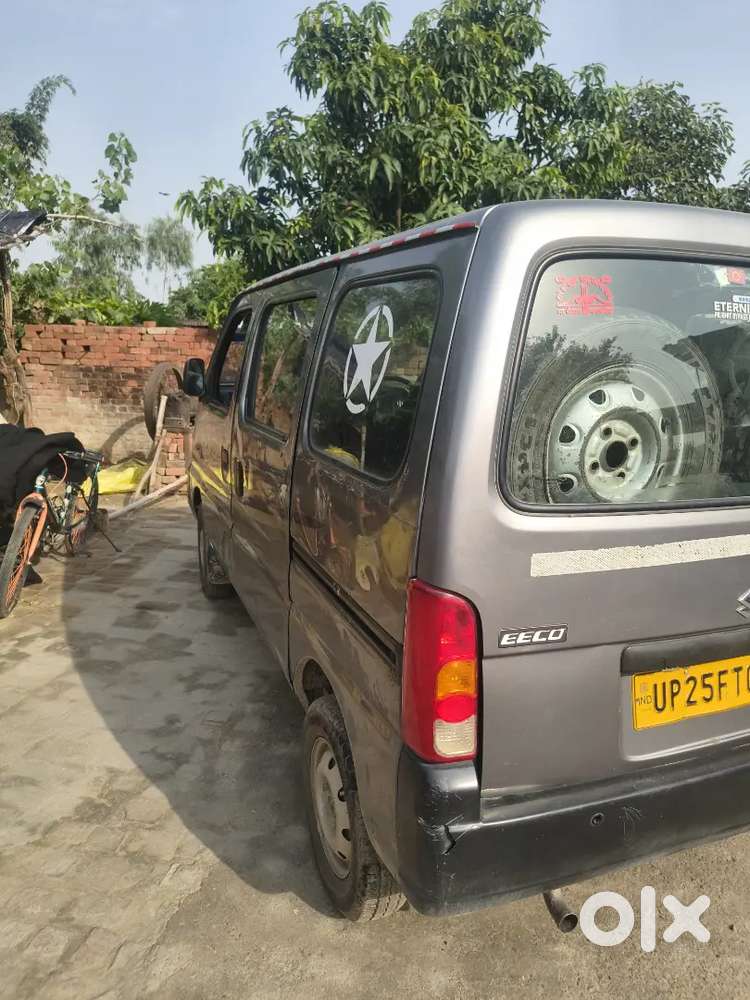 सीएनजी लगी है पास नहीं है कागज एक दम ओके है