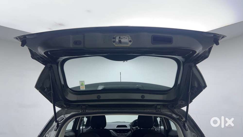 Tata Nexon 1.5 Revotorq Xm (s), 2021, Diesel