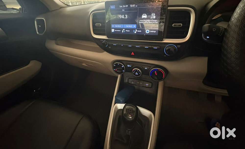 Hyundai Venue Petrol 2022