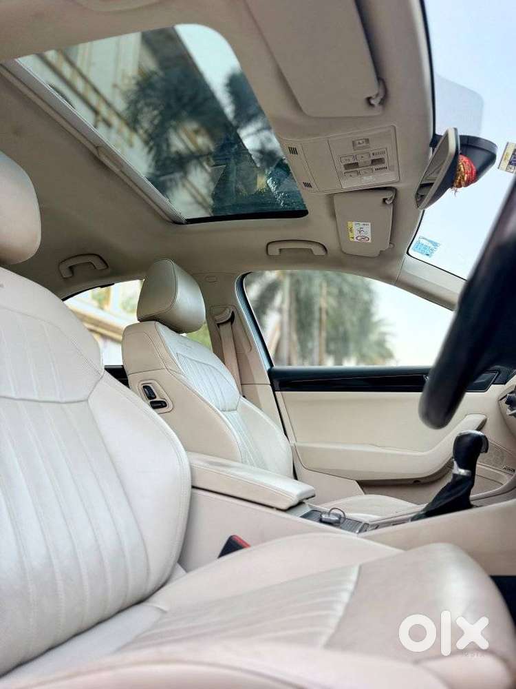 Skoda Superb 2.0 Tsi At L&k, 2020, Petrol