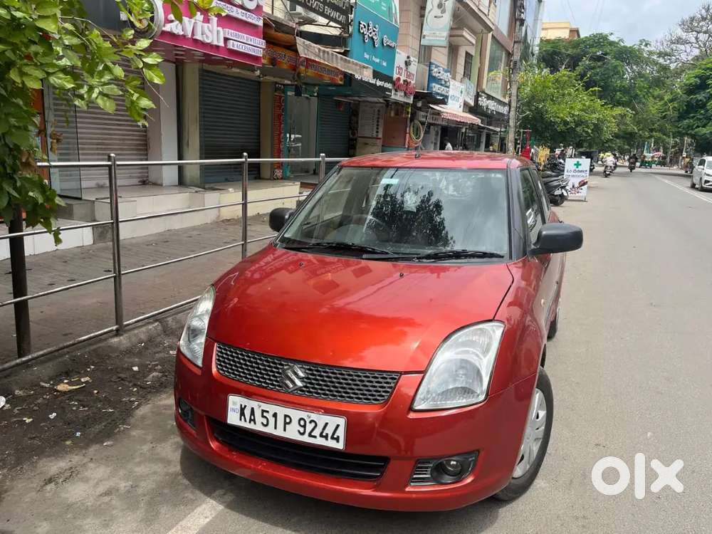 Maruti Suzuki Dzire 2009 Petrol 66189 Km Driven