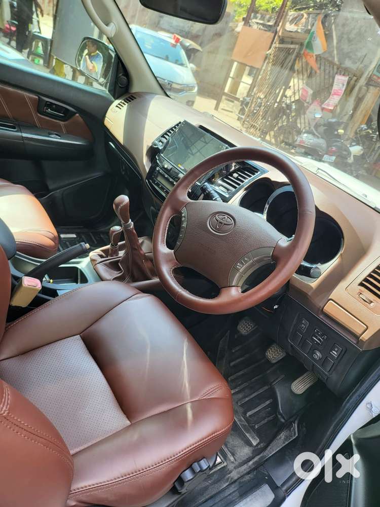 Toyota Fortuner [ ] 3.0 4x4 Mt, 2010, Diesel