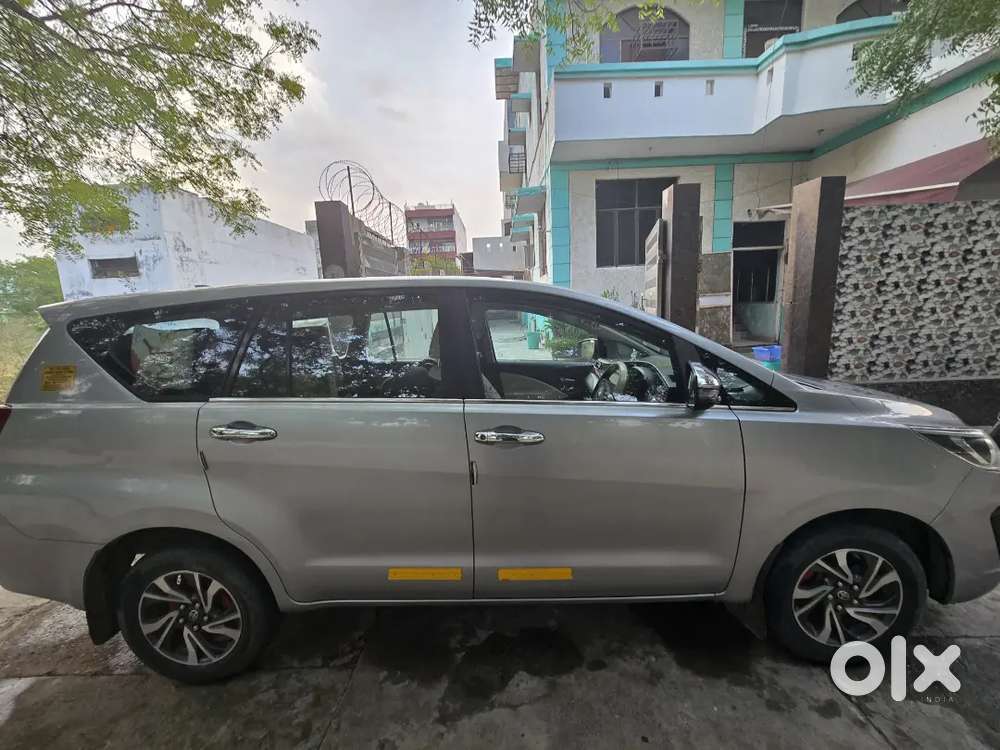 Toyota Innova Crysta 2022 Diesel Well Maintained