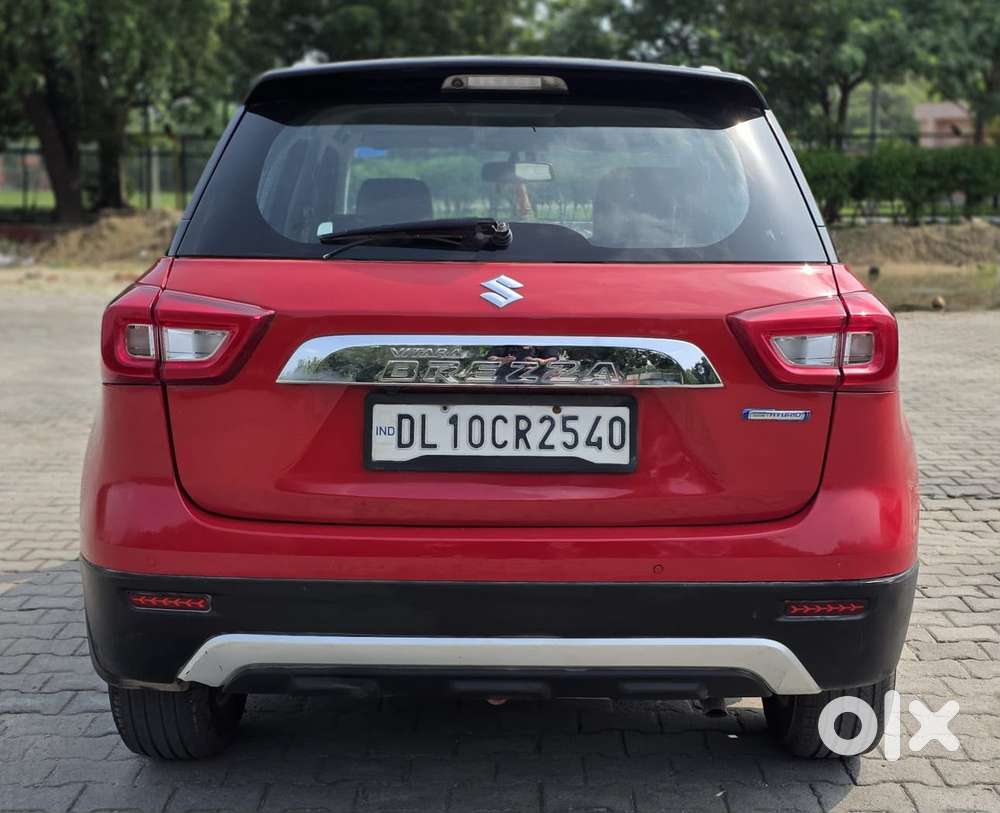Maruti Suzuki Vitara Brezza Zxi + At, 2022, Petrol