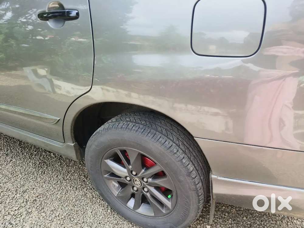 Toyota Innova 2.5 G4 2013