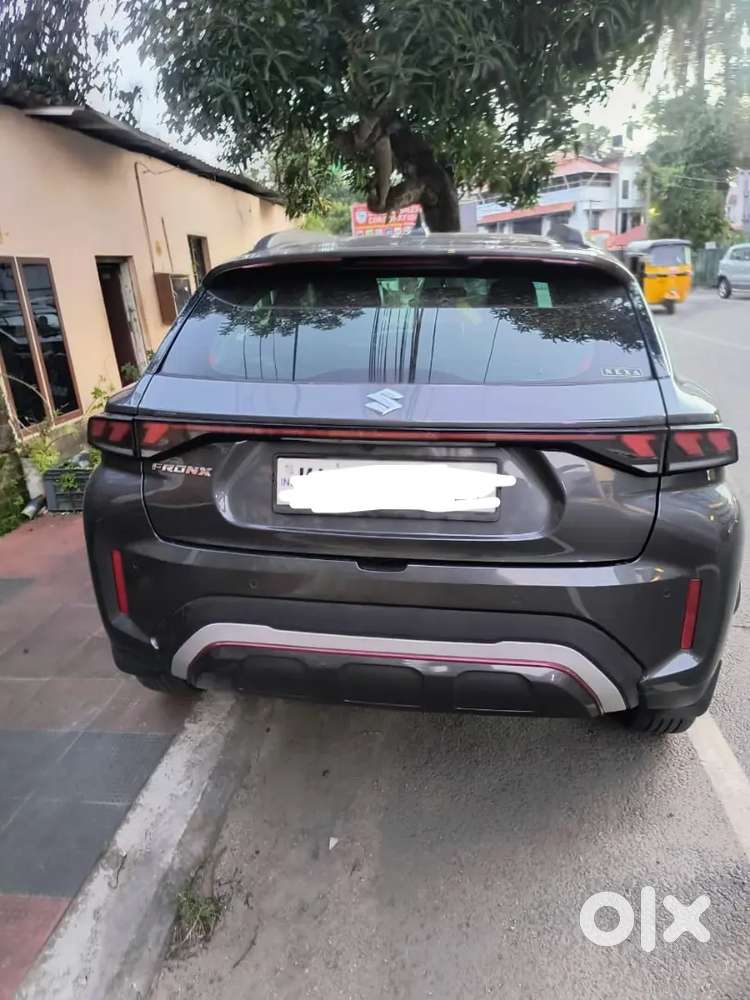 Maruti Suzuki Fronx 2023 Petrol 26000 Km Driven