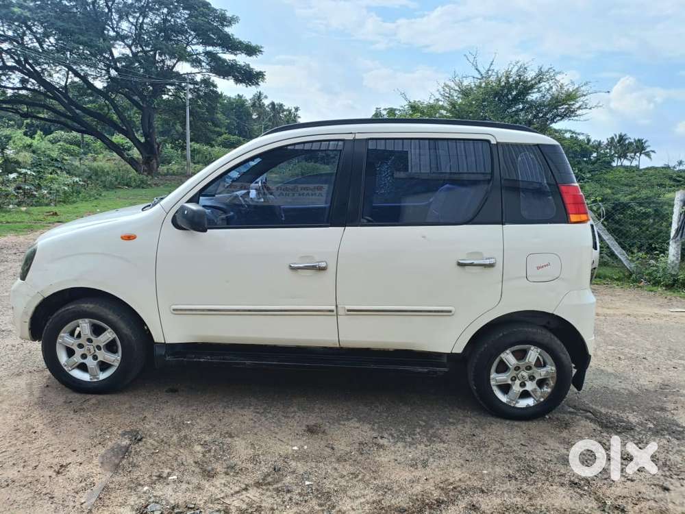 Mahindra Quanto C8, 2013, Diesel