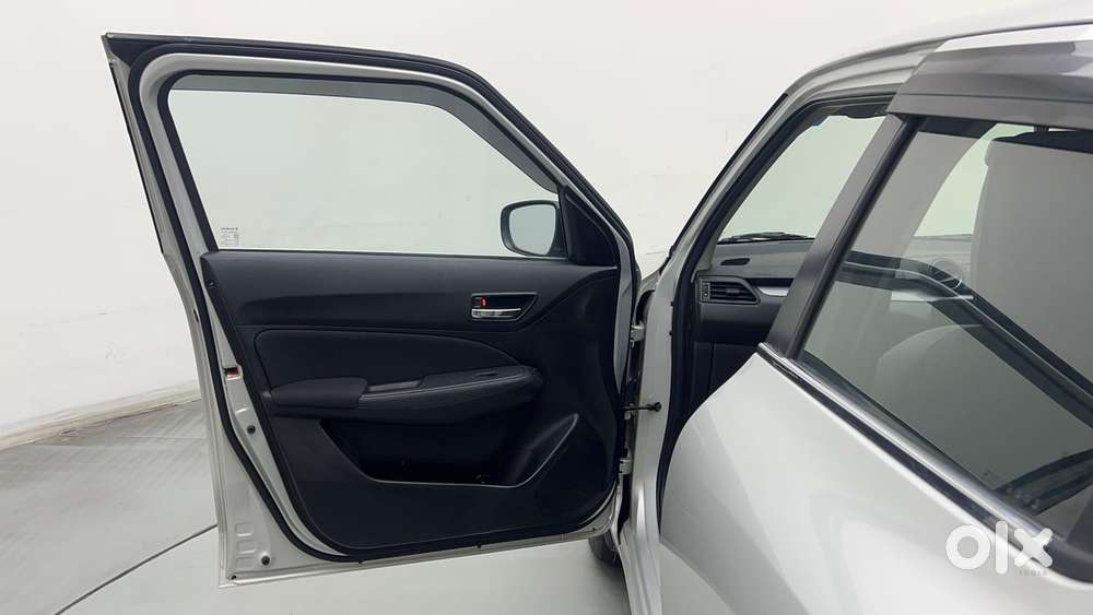 Maruti Suzuki Swift Vvt Vxi, 2022, Petrol