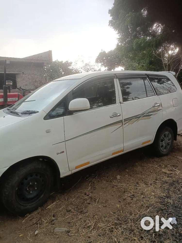 Innova 2009 2.5 6