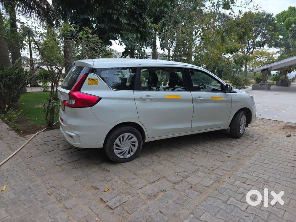 Maruti Ertiga Hybrid 2025 Model