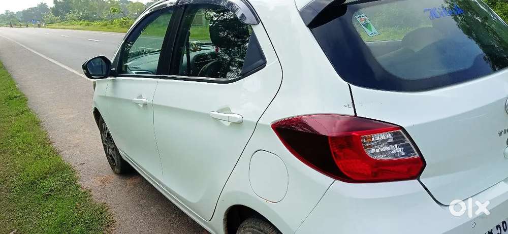Tata Tiago 1.2  Revotron 2024
