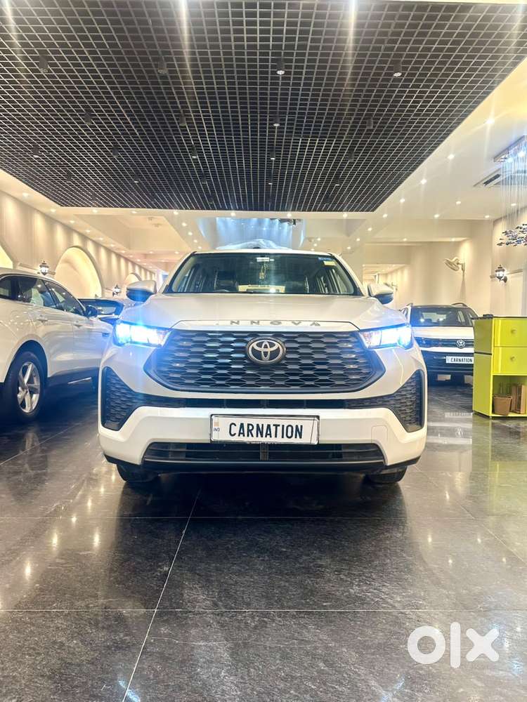 Toyota Innova Hycross 2.0 Gx 7 Str, 2023, Petrol
