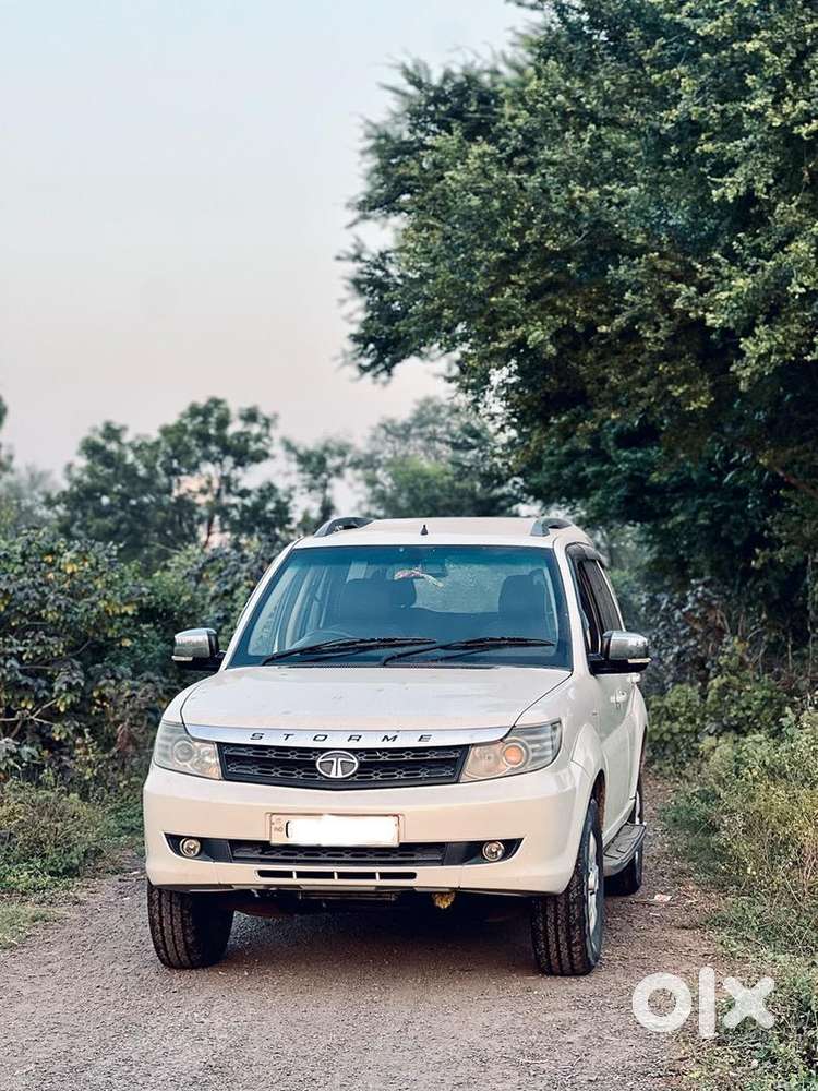 Tata Safari Storme 2015 Diesel Well Maintained