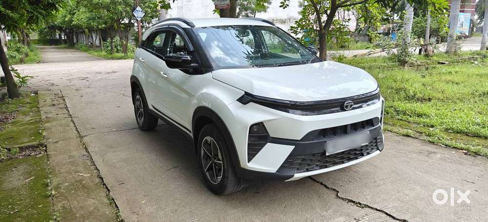 Tata Nexon Creative Plus S 1.2 Revotron Petrol 6 Mt, 2023, Petrol