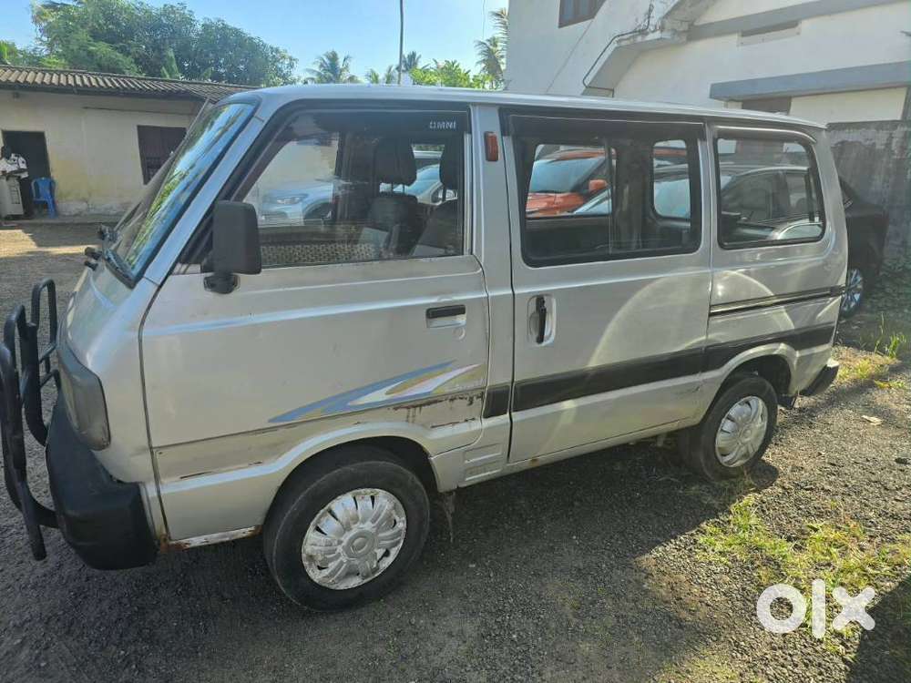 Maruti Suzuki Omni 1998-2005 5 Str Std, 2004