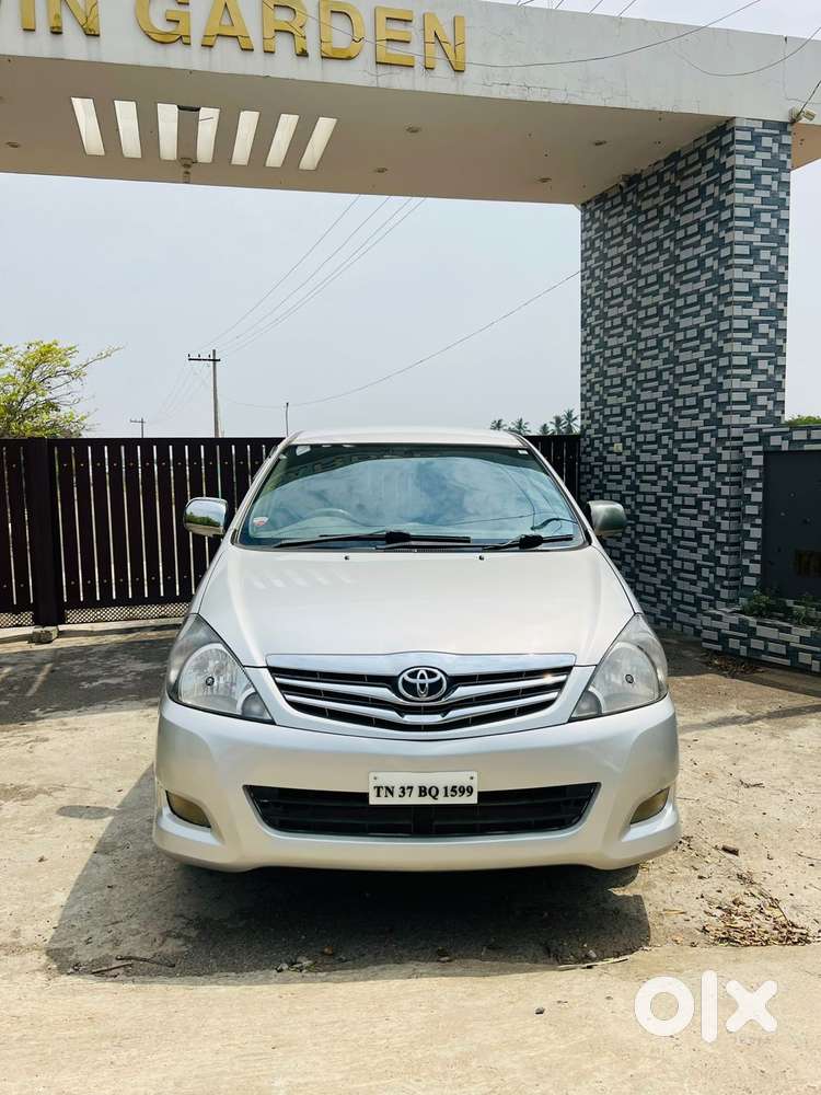 Toyota Innova 2.5 V 7 Str, 2011, Diesel