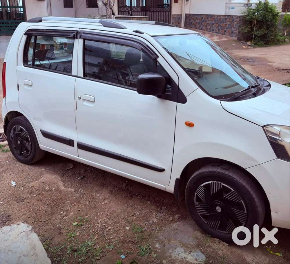 2018 Oct Service Car Ok  /batery/tyer/colour All Ok Untouched Car