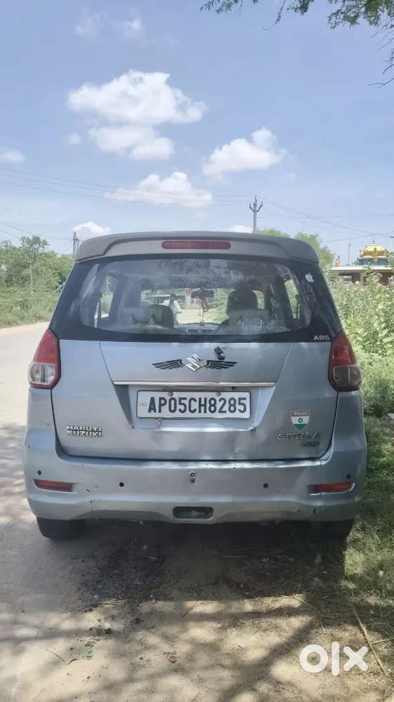Maruti Suzuki Ertiga 2013 Diesel 140000 Km Driven
