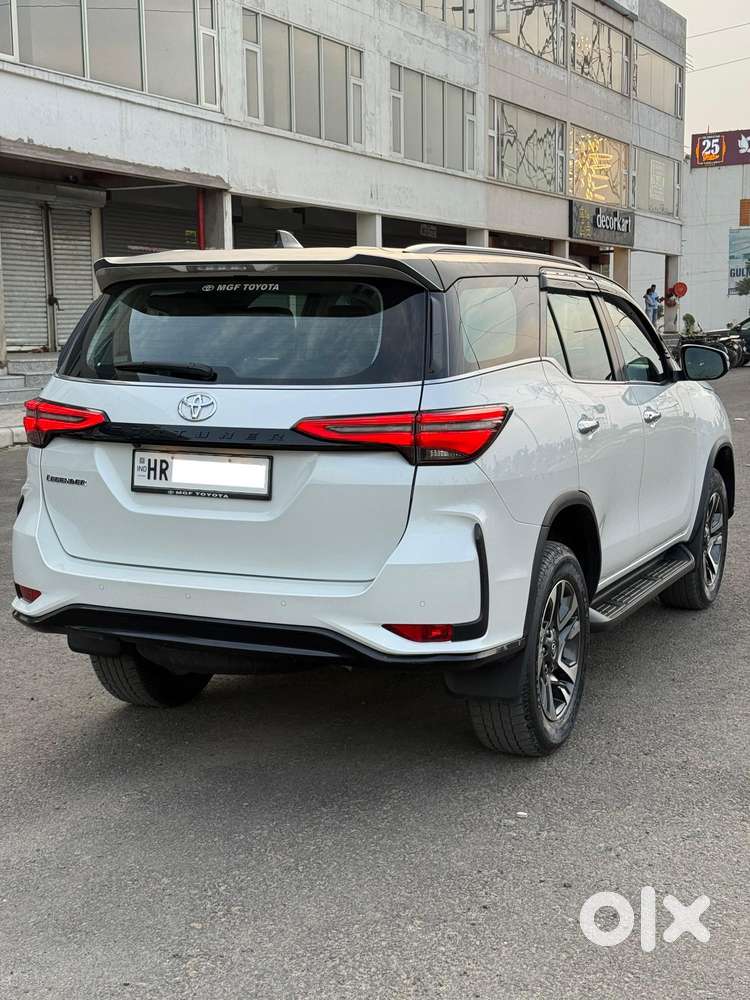 Toyota Fortuner Legender 4x2 At 2.8, 2024, Diesel