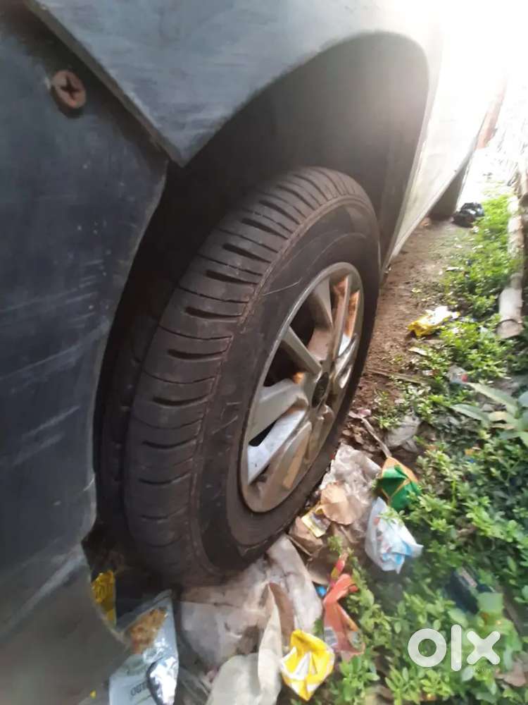 Mahindra Kuv100 Nxt 2016 Diesel Top Model 6 Seater