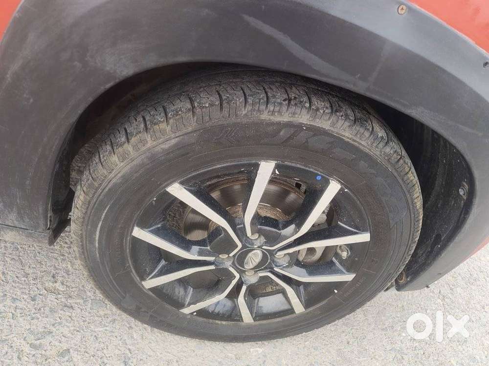 Mahindra Kuv 100 Mfalcon D75 K8 Dual Tone, 2018, Diesel