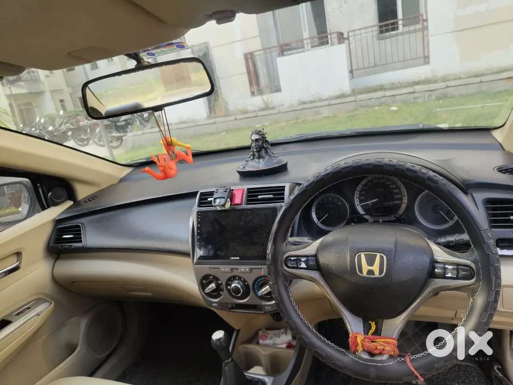 Honda City V