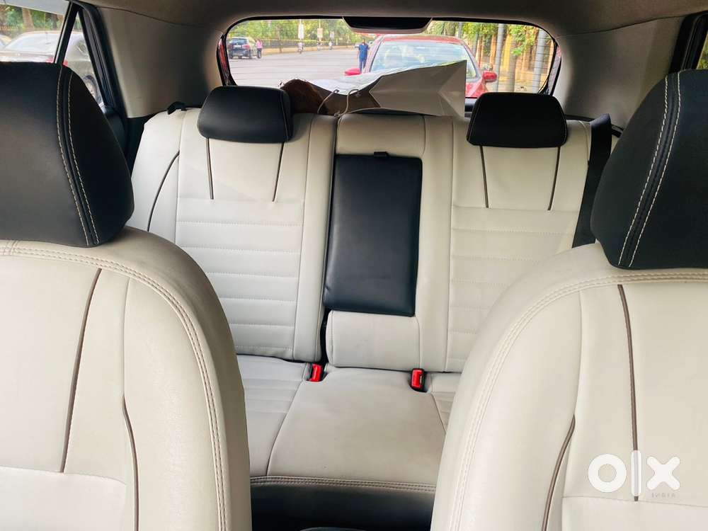 Hyundai Venue Petrol 2019