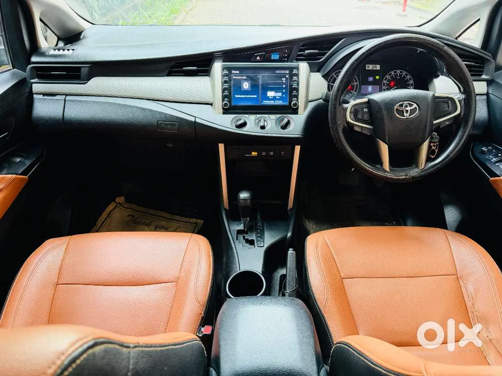 Toyota Innova Crysta 2.4 G Automatic 8 Seater 20121