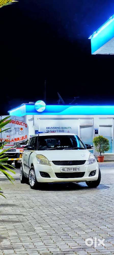 Good Condition After Market Allowy Wheels Android Strerio  Revers Cam