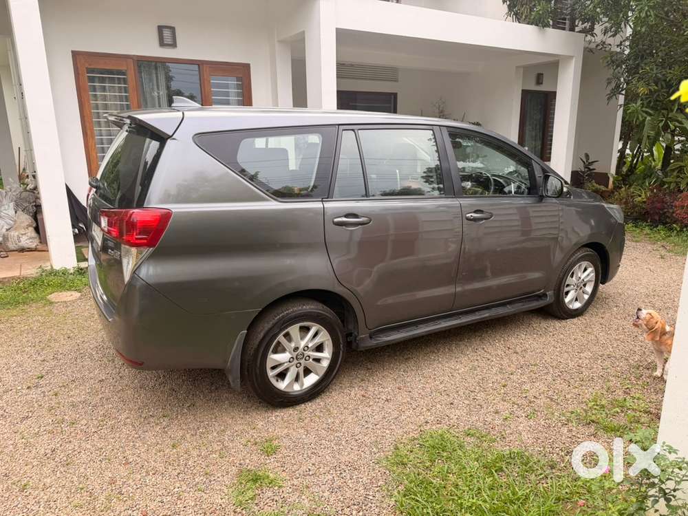 2017 Toyota Innova Crysta