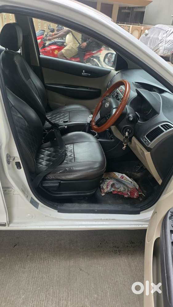 Hyundai I20 Sportz 1.2 Bs-iv, 2013, Diesel