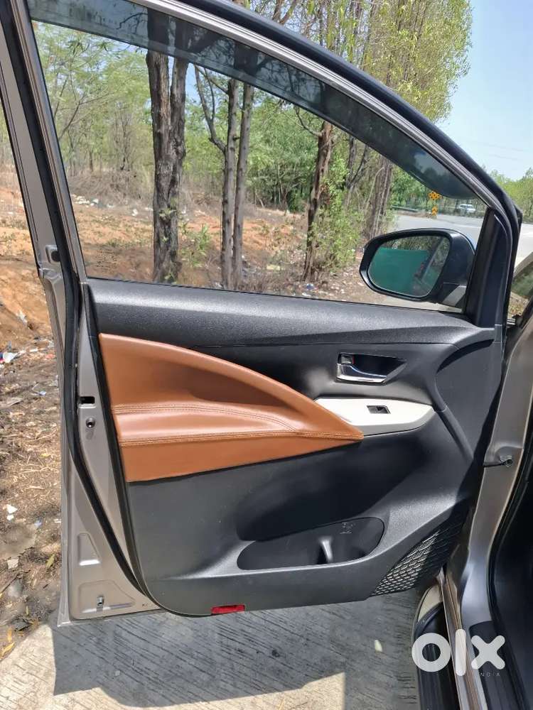 Innova Crysta 2021 Model, 8str, Manual