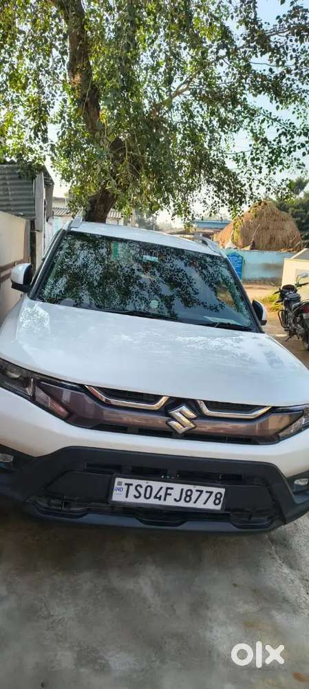 Maruti Suzuki Brezza 2023 Petrol 76500 Km Driven