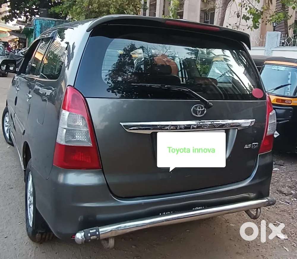 Toyota Innova 2012 V Model