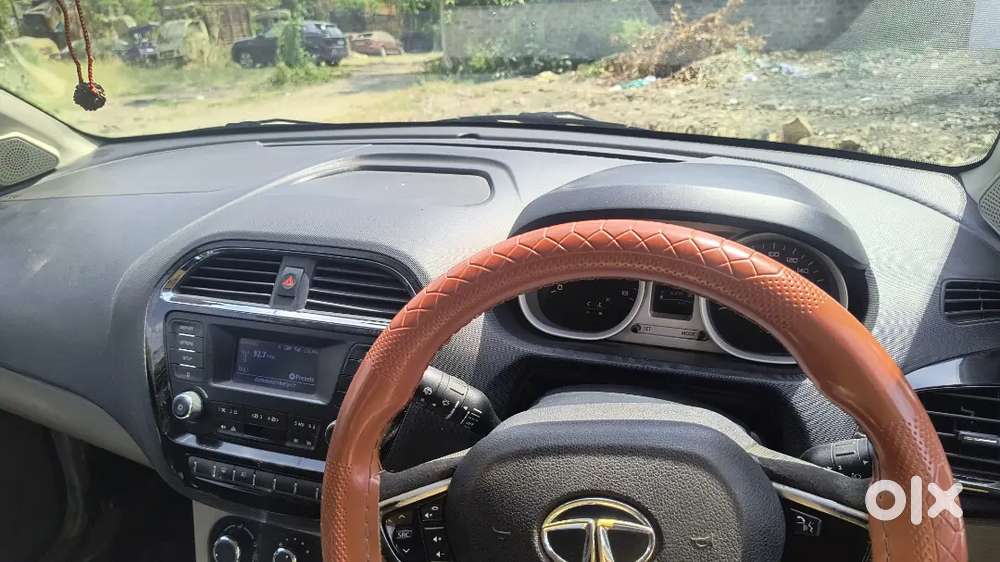 Tata Tiago 2017