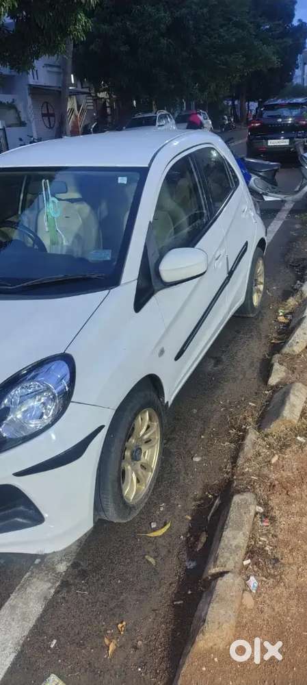 Honda Brio 2013 Mt