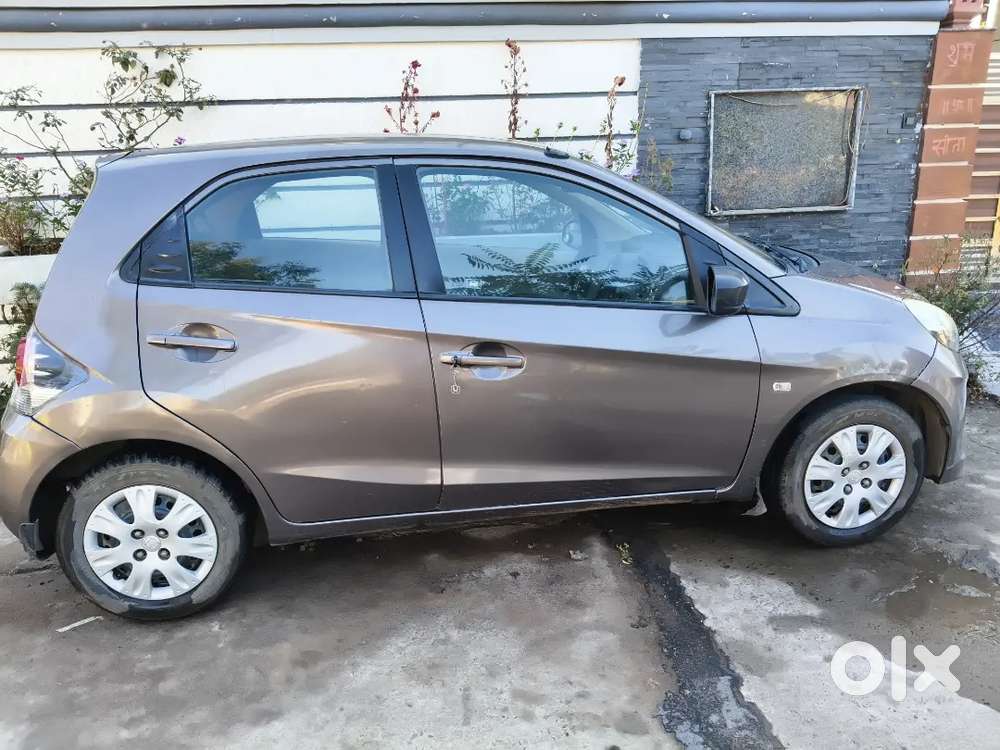 Honda Brio 2012 Petrol Well Maintained