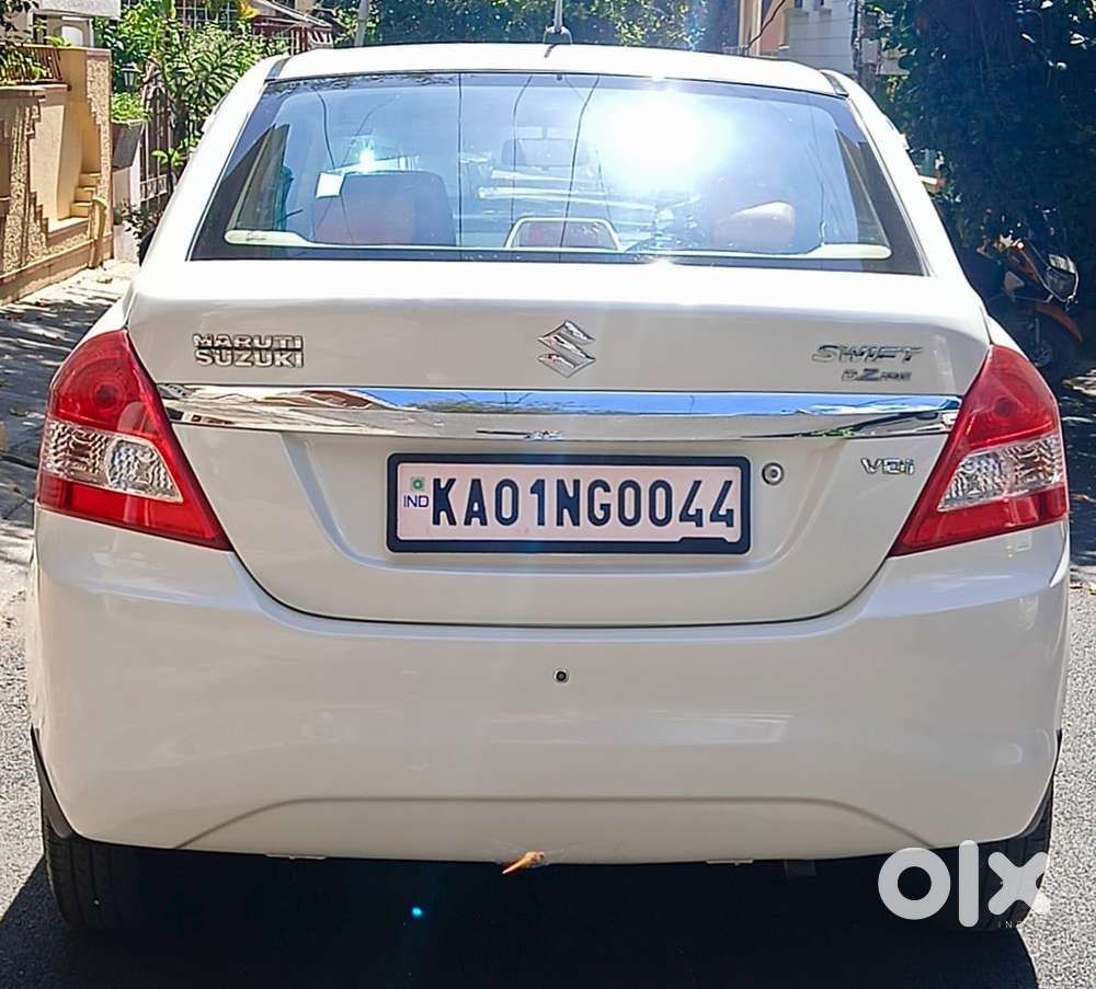 Maruti Suzuki Swift Dzire Vdi Optional, 2016, Diesel